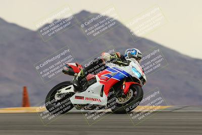 media/Jan-14-2023-SoCal Trackdays (Sat) [[497694156f]]/Turn 9 Set 2 (1130am)/